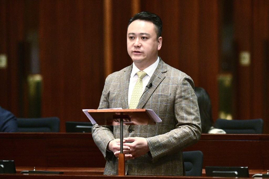李世榮4年任期欠突出表現,加上黨內人緣一般,被換是預期之內。資料圖片 李世榮4年任期欠突出表現,加上黨內人緣一般,被換是預期之內。資料圖片