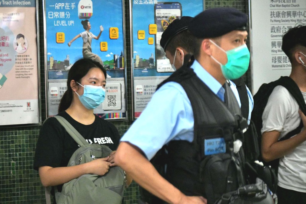 警員柴灣截查市民