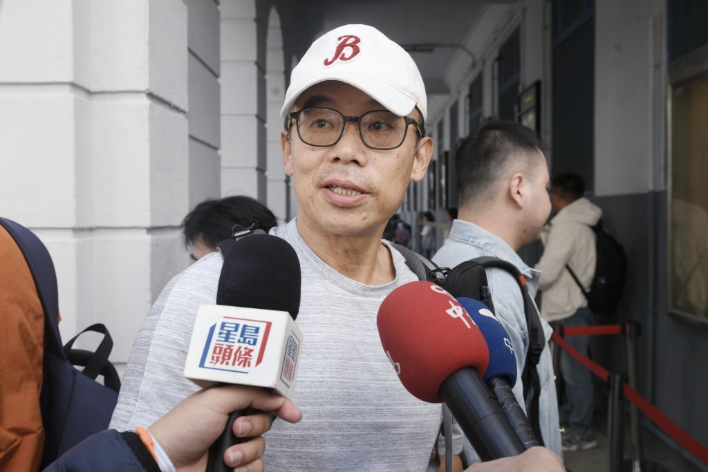 林先生指展覽忠實重現警匪片經典場景。