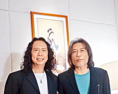 Joey Tang和Danny Summer預告在音樂會演場掛上LED屏幕，大玩太空效果。