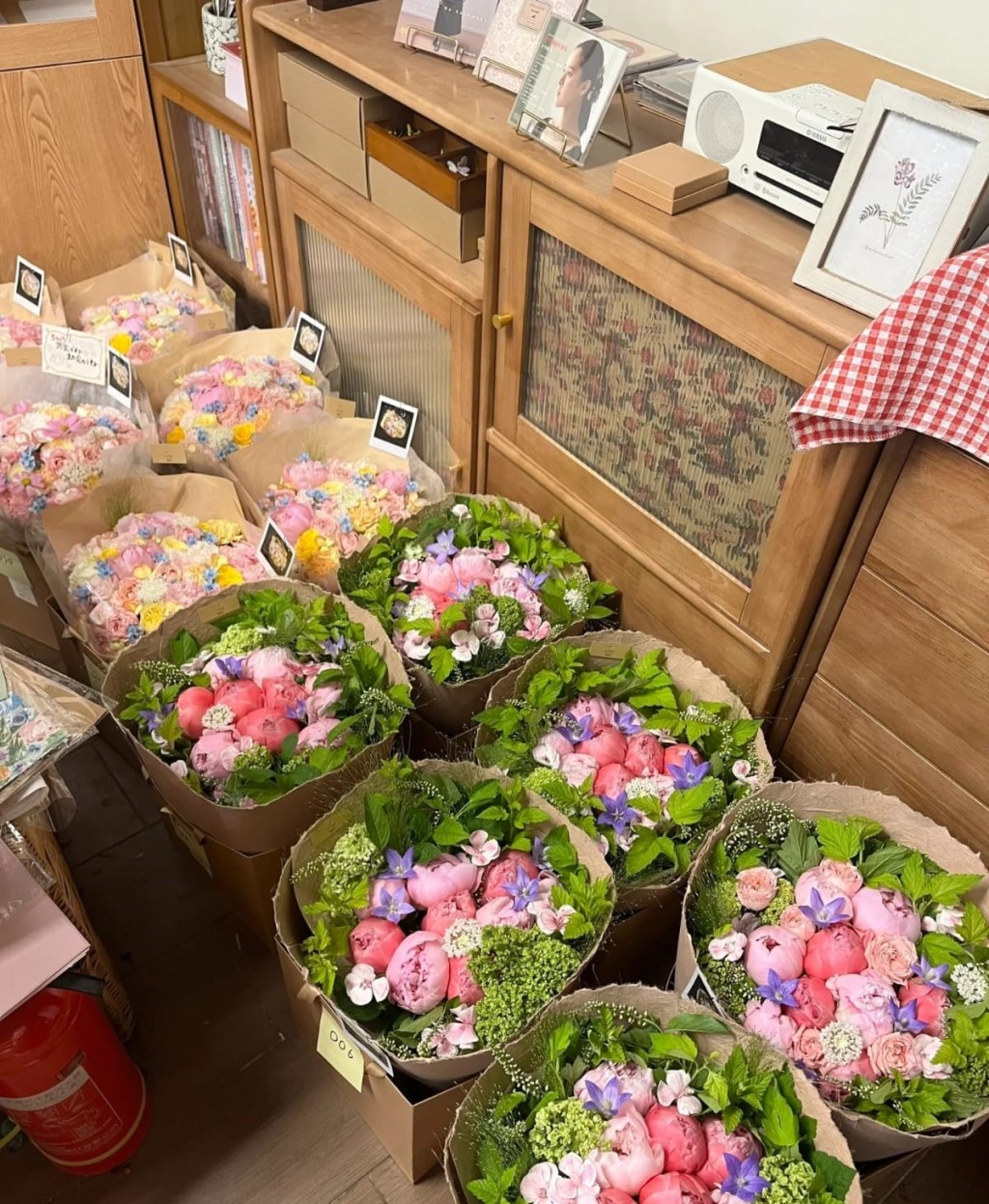 520當日,沈文婷接了300個訂單。小紅書@葡萄枝的花 520當日,沈文婷接了300個訂單。小紅書@葡萄枝的花