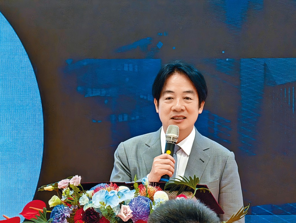 賴清德宣布台灣明年全民派錢。