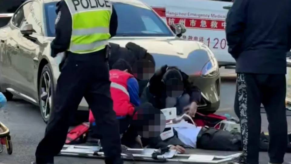 杭州小米YU7車主提車撞斃銷售員，電門當成剎車，非智駕狀態。 