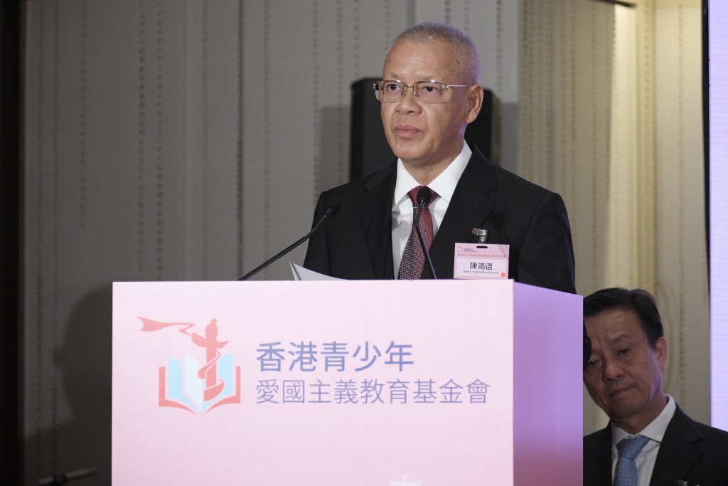基金会主席陈鸿道指该会就是要推动国情教育，传授国家历史文化知识。陈浩元摄