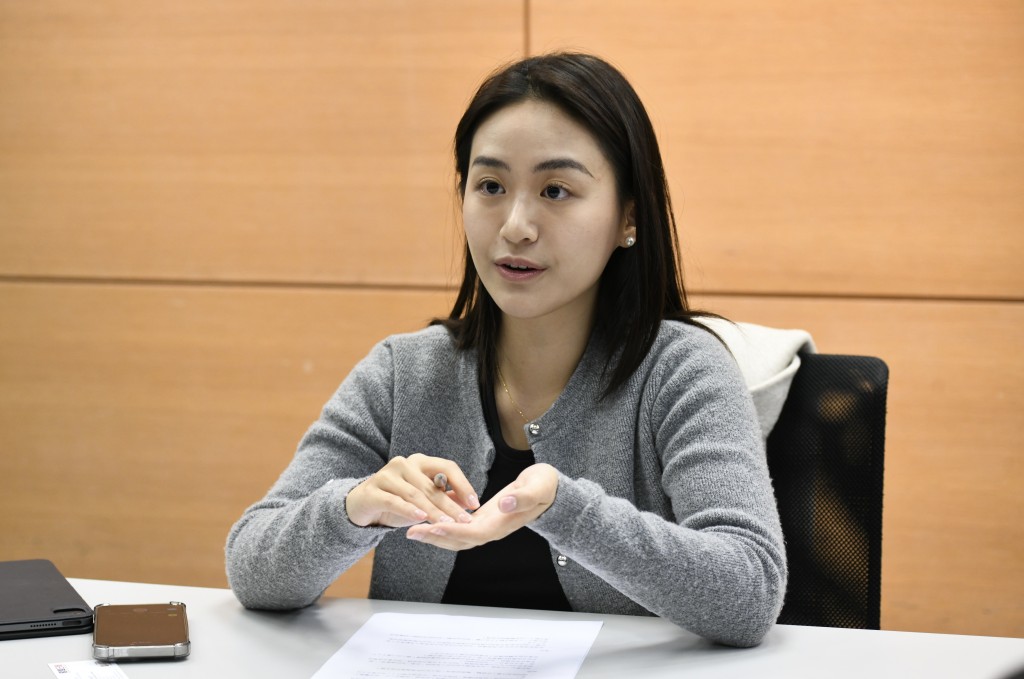 莊雅婷相信工程方案有助解決長遠土地與交通樽頸,具社會與經濟效益。 莊雅婷相信工程方案有助解決長遠土地與交通樽頸,具社會與經濟效益。