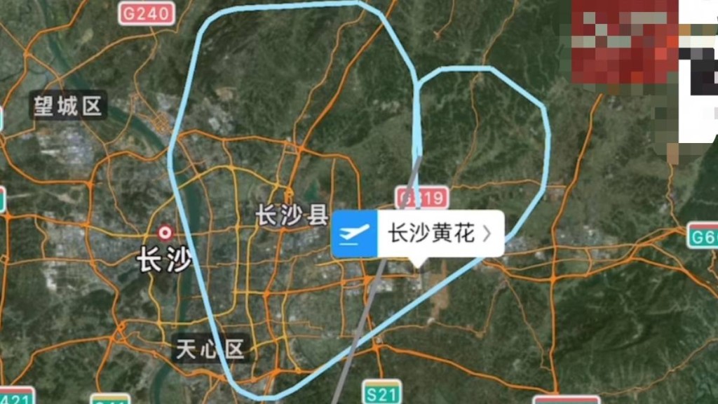 長沙飛湛江波音客機起飛半小時緊急返航。現代快報