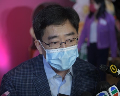 高永文指香港疫苗接種率與達到群體免疫仍有大段距離。