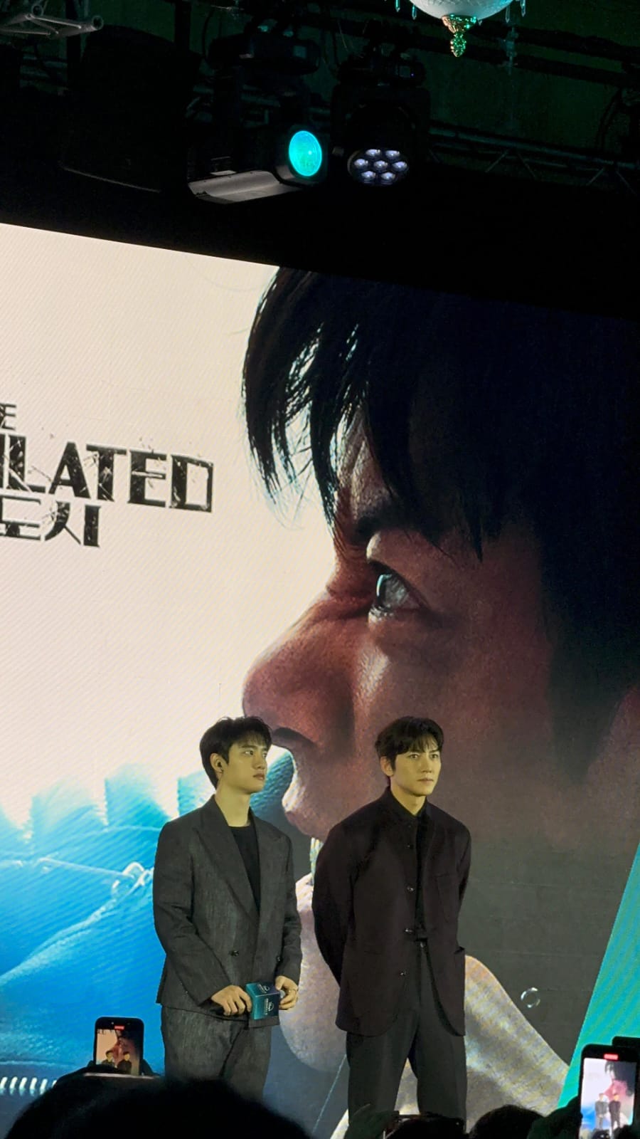 串流平台Disney+舉行節目巡禮,首先出場有韓國男神池昌旭(右)。 串流平台Disney+舉行節目巡禮,首先出場有韓國男神池昌旭(右)。