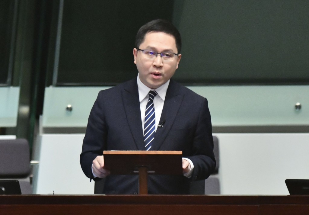 朱立威認為,長遠可推出跳島遊或「包車一日遊」,將遊艇旅遊轉化為推動香港經濟的動能。資料圖片 朱立威認為,長遠可推出跳島遊或「包車一日遊」,將遊艇旅遊轉化為推動香港經濟的動能。資料圖片
