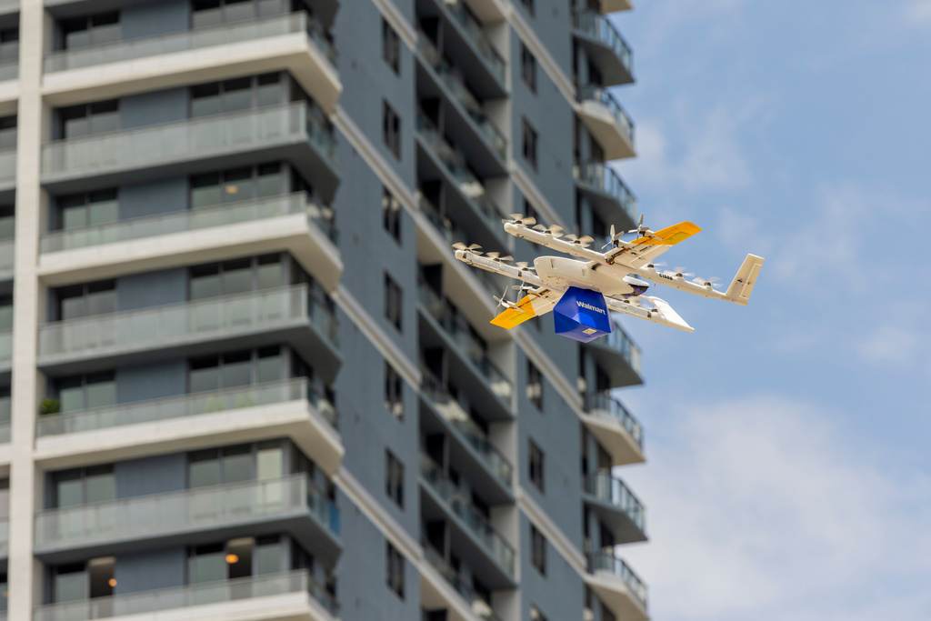 全球各地加強無人機管理及保障空域安全迫切。 美聯社