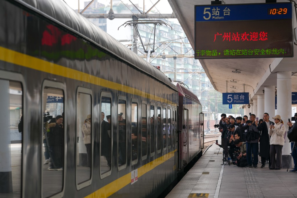 營運逾百年的廣州火車站明日開始邁進全面高鐵時代。新華社