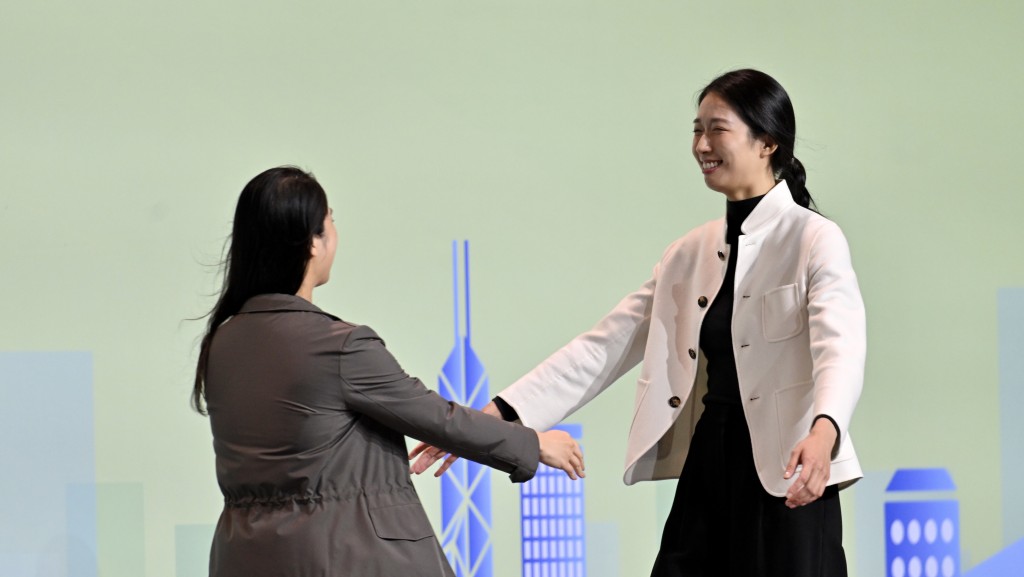 立法会选举｜功能界别当选全名单：江旻憓胜出旅游界 黄浩明夺地建界 一民建联议员「堕马」