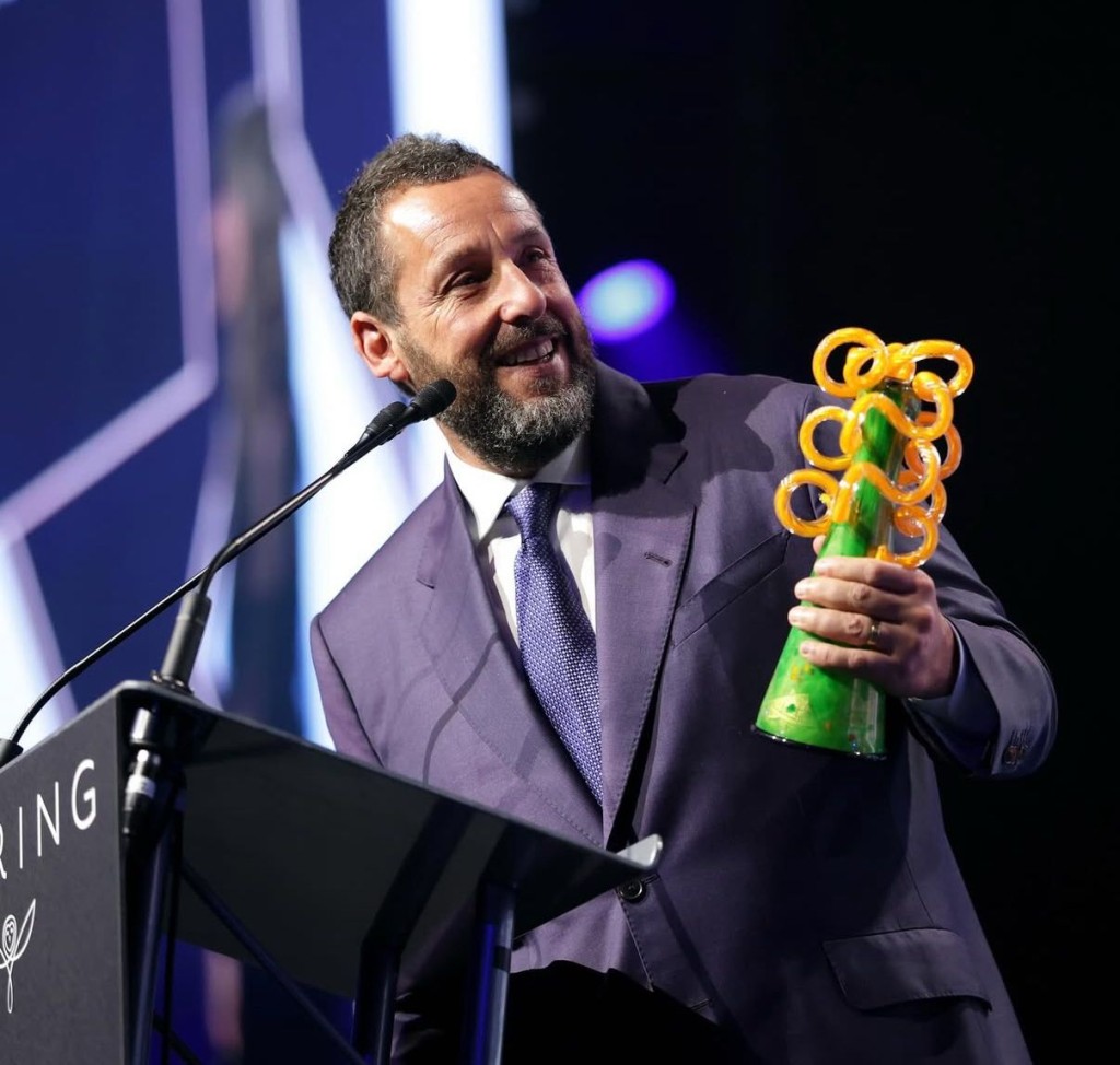 阿當桑迪拿贏得「主席獎」。 阿當桑迪拿贏得「主席獎」。