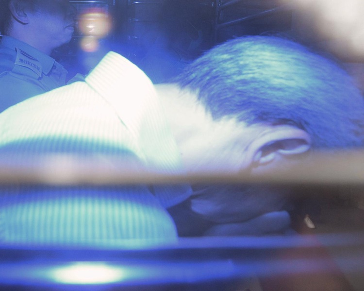 馮永業今被押送到高院申請保釋。