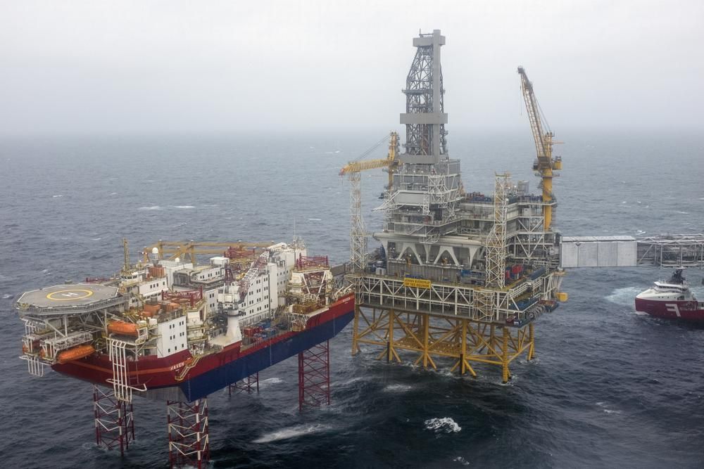 挪威出動海軍保護石油和天然氣設施。AP資料圖