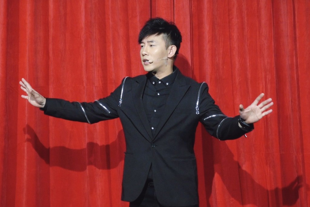  全長70分鐘的演出一氣呵成。