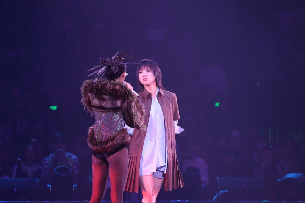 鍾雪瑩突襲做嘉賓！