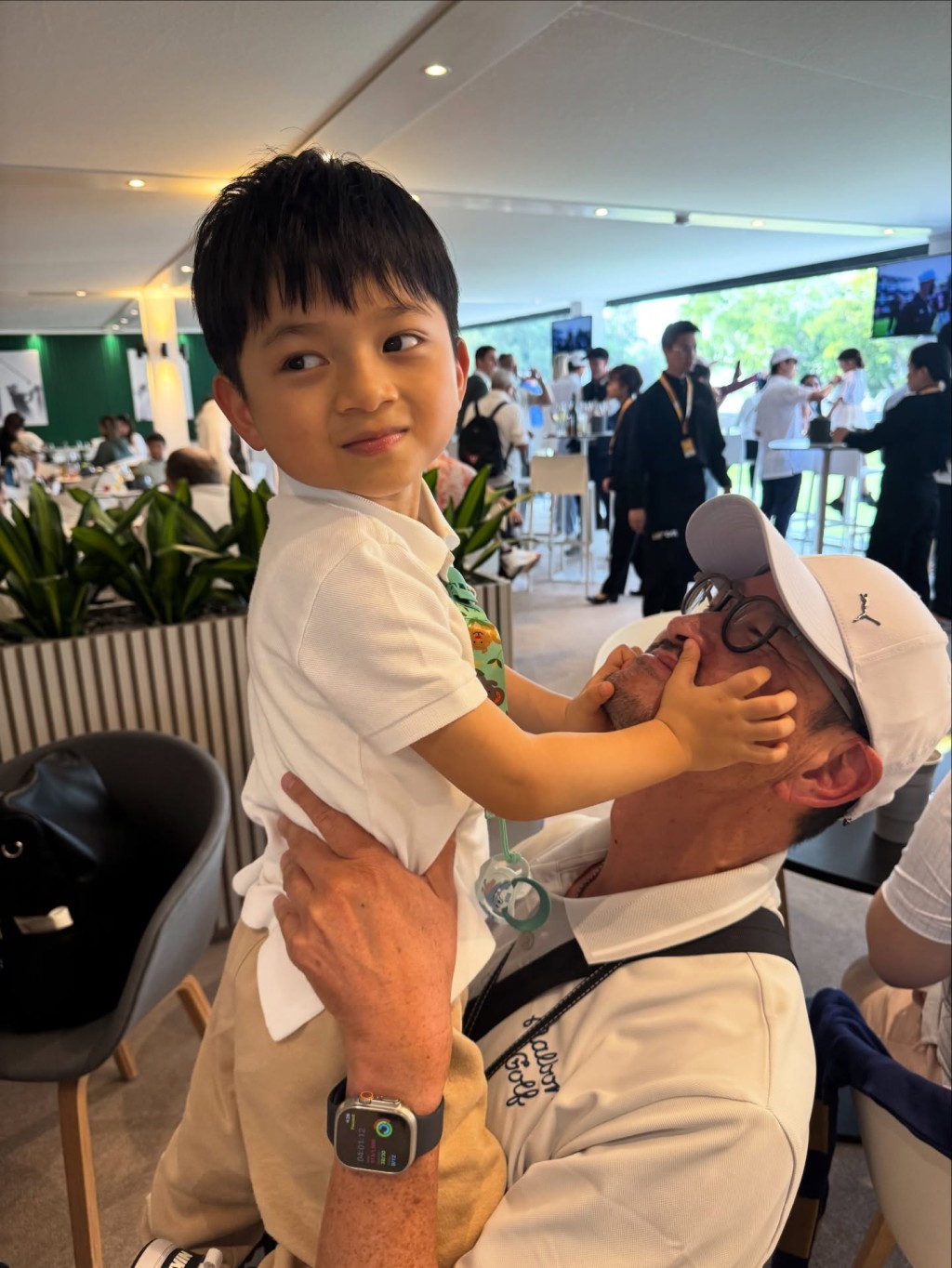 Asher目前由嫲嫲及親戚幫手照顧。 Asher目前由嫲嫲及親戚幫手照顧。