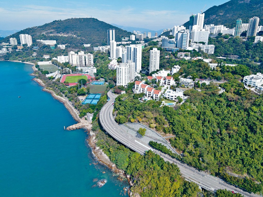 天主教會持有的沙宣道50及52號百年大宅罕有推出招標，市場估值約5.2億至5.5億。