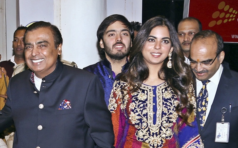 印度首富嫁女，婚礼极尽奢华。ＡＰ