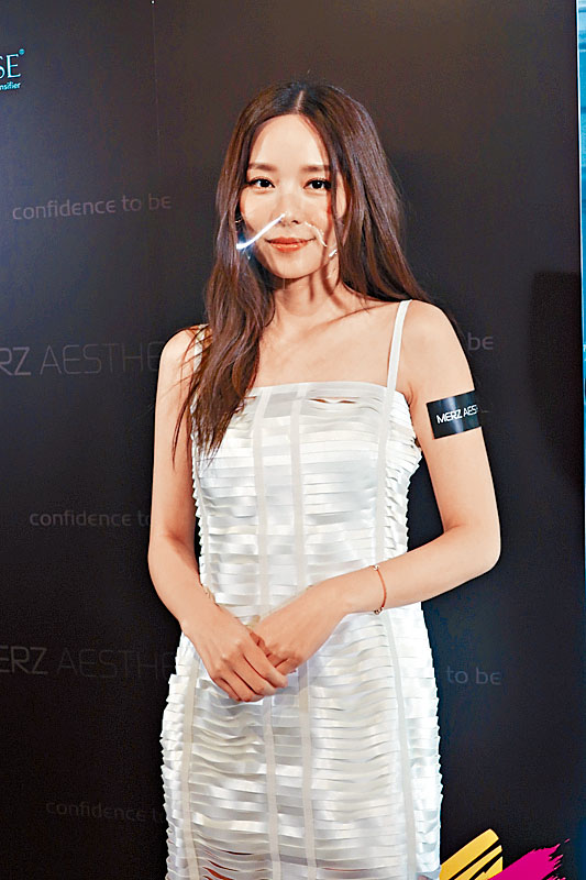 Heidi亦懷念當年五個女仔一齊的時光。