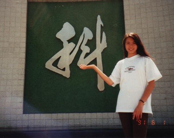 梁詠琪好青春。 梁詠琪好青春。