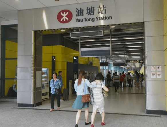兩端終點站分別連接港鐵彩虹站及油塘站。資料圖片