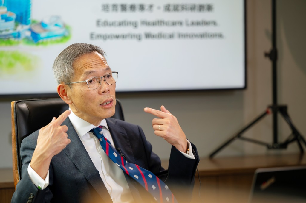 刘泽星表示，港大医学院现时的研究成果得到国际认可。