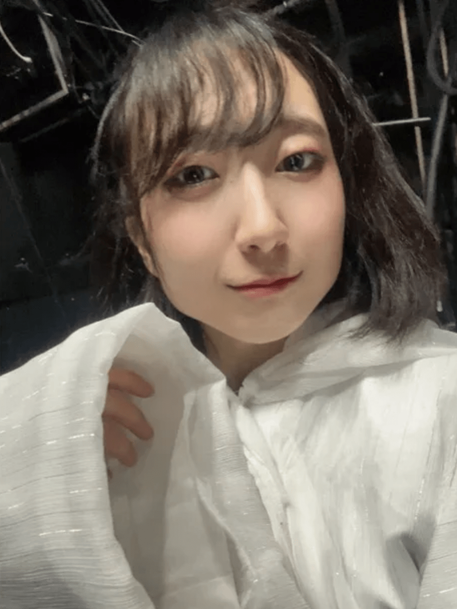 日本舞台劇演員柏木明日香日前在社交平台X發文,幽默地向網民分享這場「滿員電車慘案」,引來共鳴。X@ask_hmwr 日本舞台劇演員柏木明日香日前在社交平台X發文,幽默地向網民分享這場「滿員電車慘案」,引來共鳴。X@ask_hmwr