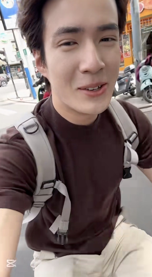 吳兆麟北上叩導演門。 吳兆麟北上叩導演門。
