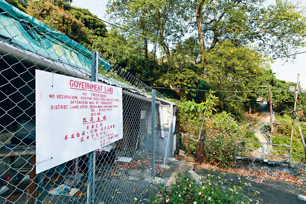 地政總署昨公布推出荃灣油柑頭「港人首置地」招標，提供約1940伙，全屬首置單位。