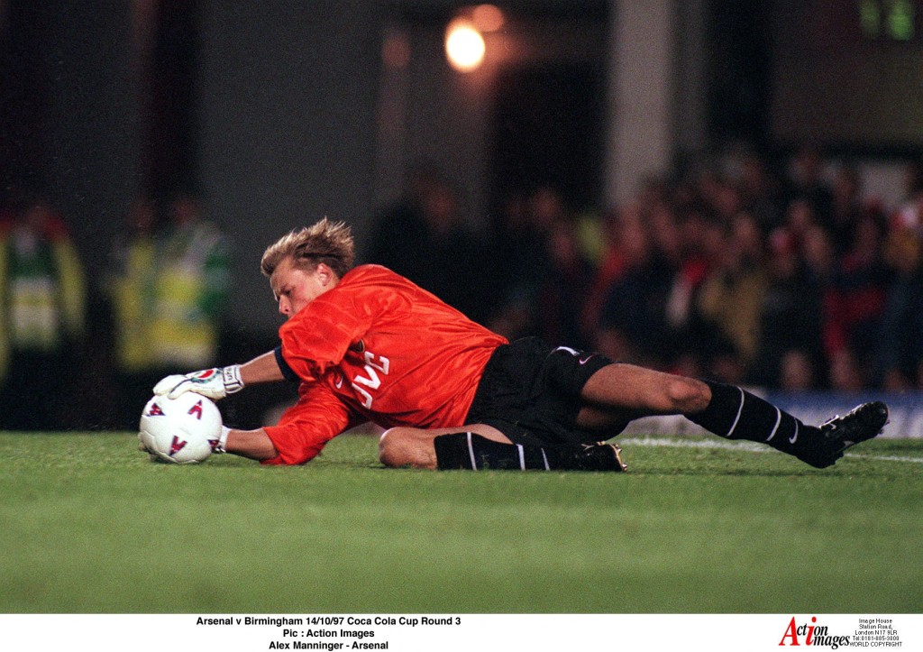 曼宁加曾经效力阿仙奴、利物浦、祖云达斯等等。路透社