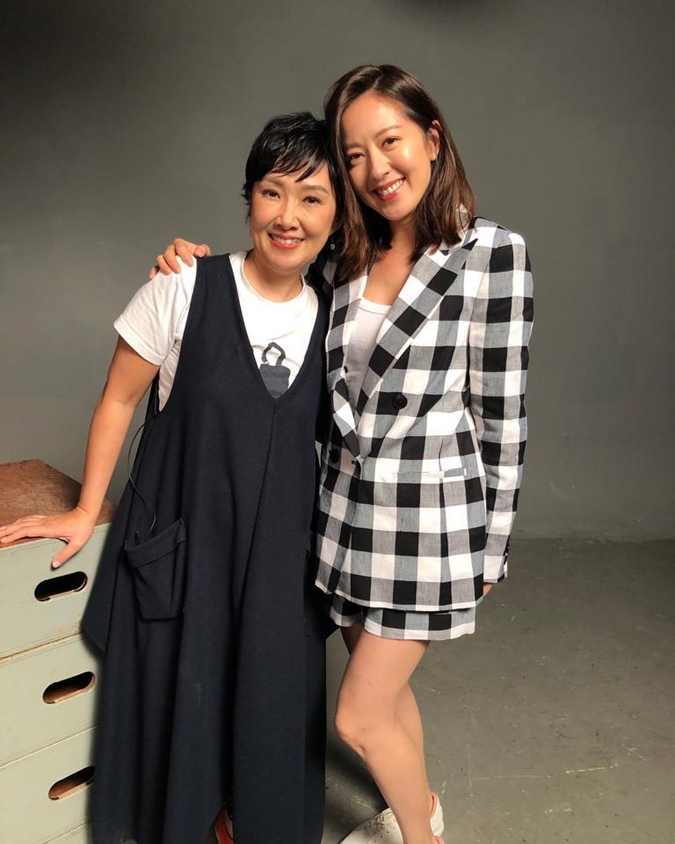 詩詠應Olivia邀請出席《BAD ACTiNG》。