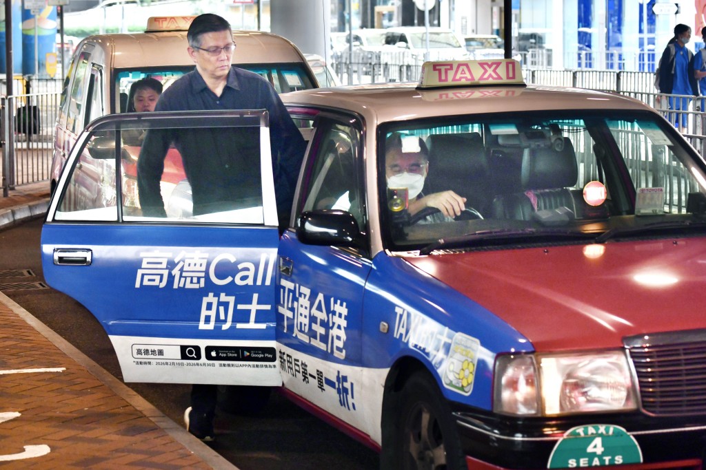 政府日前提交網約車規管附屬法例建議文件,惟仍未交代網約車牌照數量。 政府日前提交網約車規管附屬法例建議文件,惟仍未交代網約車牌照數量。