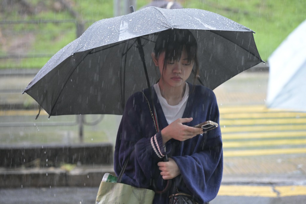 未來九天天氣大致多雲,偶有幾陣驟雨及狂風雷暴。蘇正謙攝 未來九天天氣大致多雲,偶有幾陣驟雨及狂風雷暴。蘇正謙攝