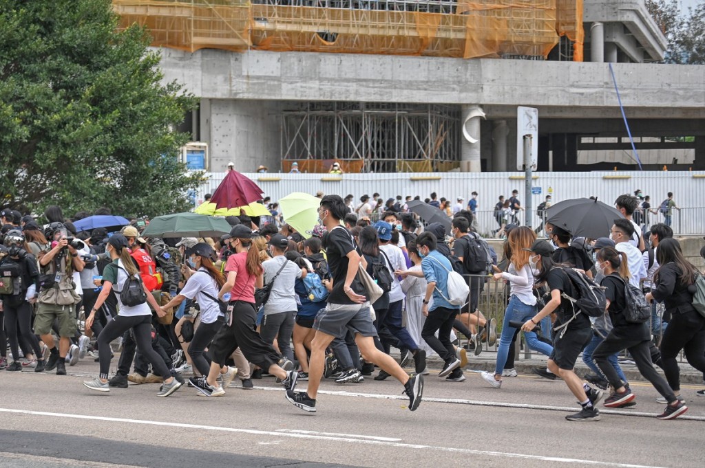 港島昨日爆發反對國安法示威。資料圖片