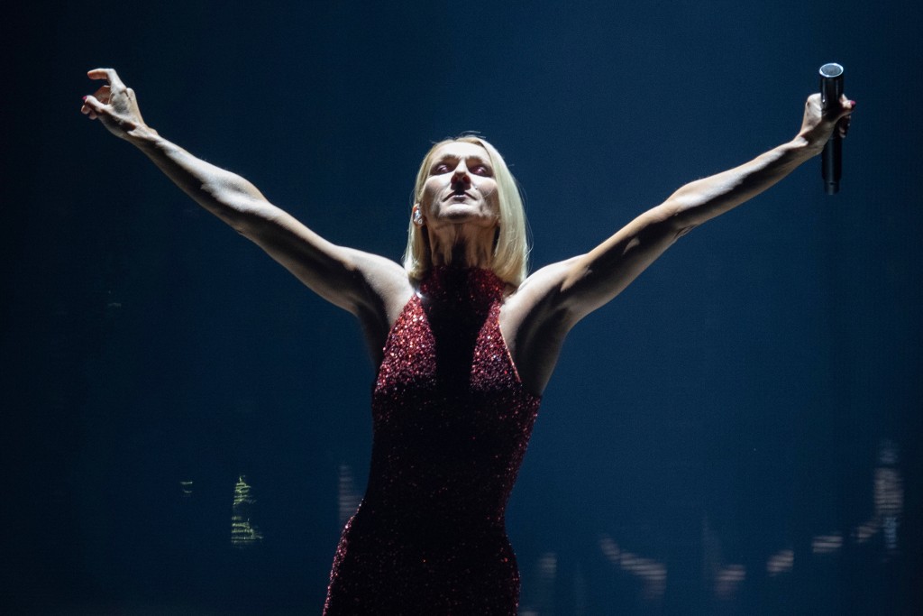 Celine Dion2022年12月宣布患病,最終取消世界巡迴演唱會。美聯社 Celine Dion2022年12月宣布患病,最終取消世界巡迴演唱會。美聯社