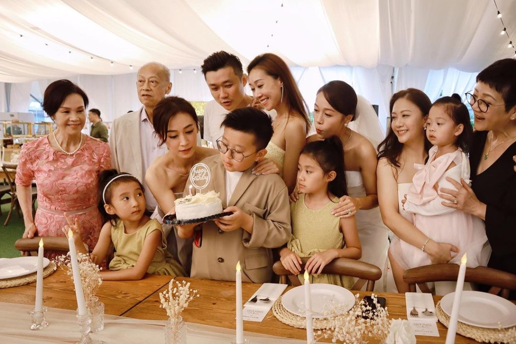 二家姐黄心妙的儿子以后的生日，可以与四姨黄心颖的结婚周年一齐庆祝。