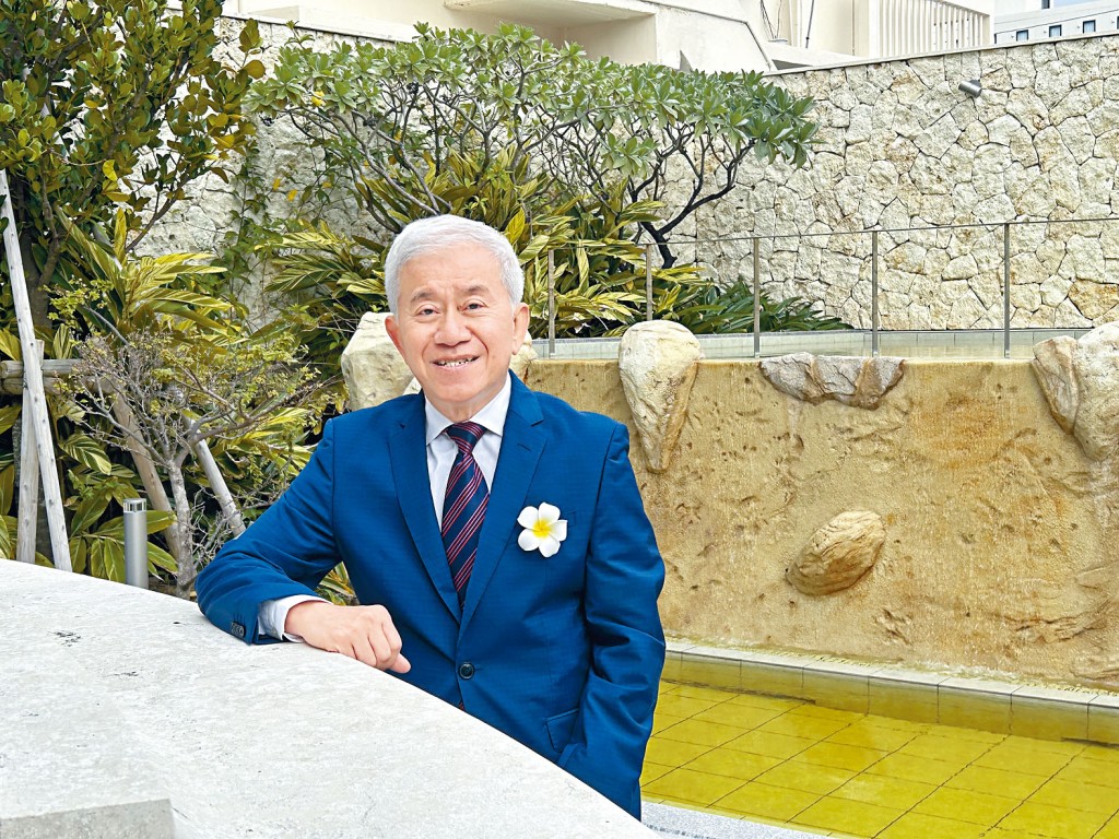 東瀛遊旅行社執行董事禤國全估計，旅遊業要回復至疫情前水平需時兩年。