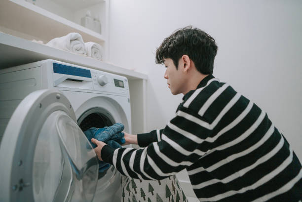 勿長時間使用洗衣機，每次清洗衣物後，至少三十分鐘才可再次開機。