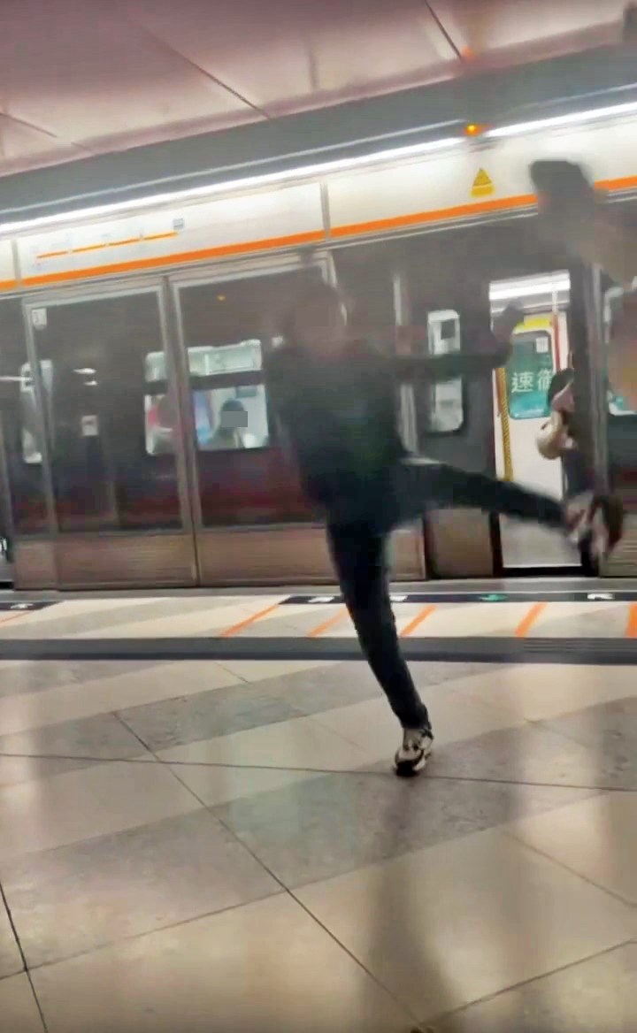 facebook截圖（資料來源：Soso Chan＠facebook車cam L（香港群組））