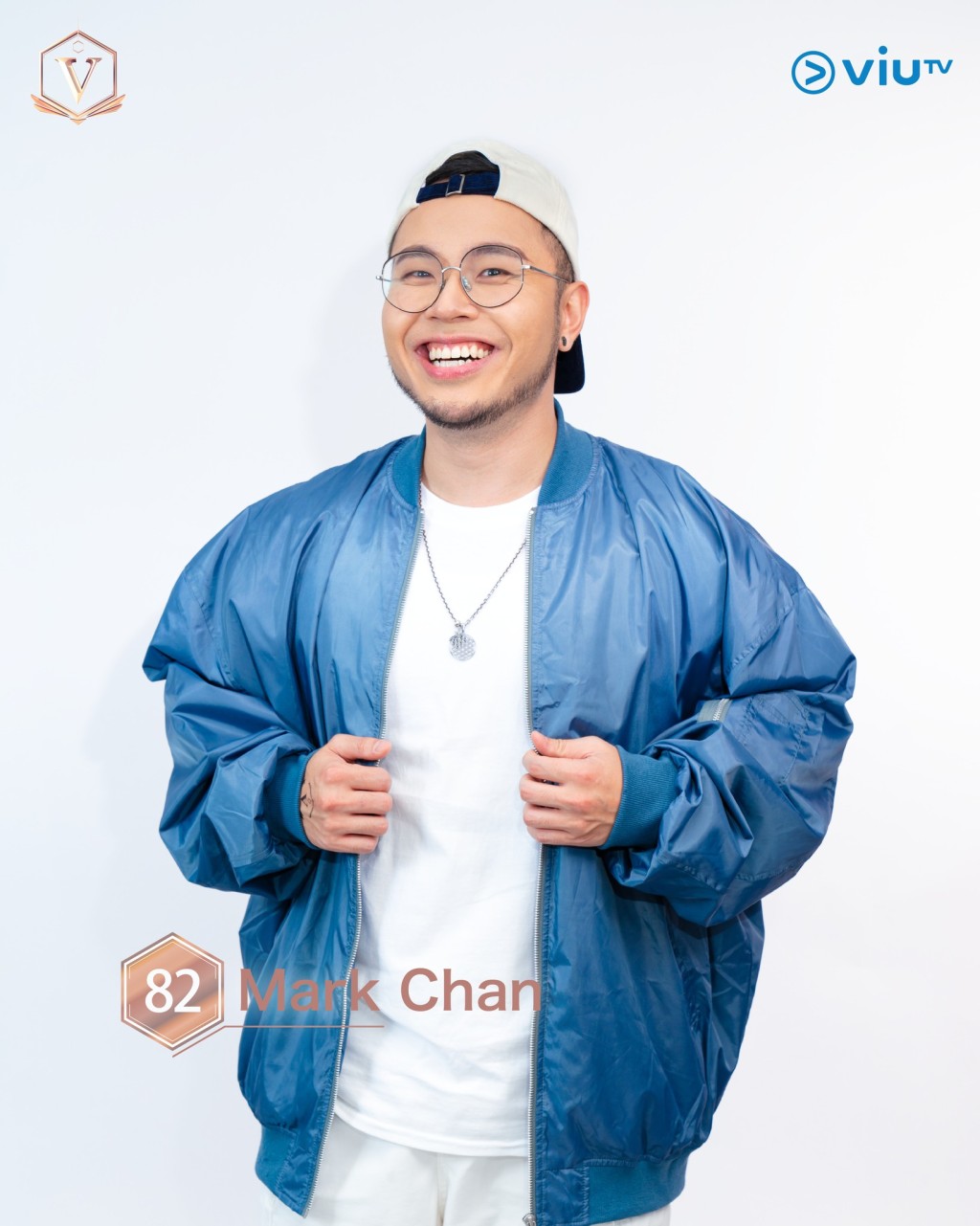 鴻翔(Mark Chan) 年齡: 30 職業:音樂人 擅長:唱歌、結他、被Friendzone IG:its_markchan