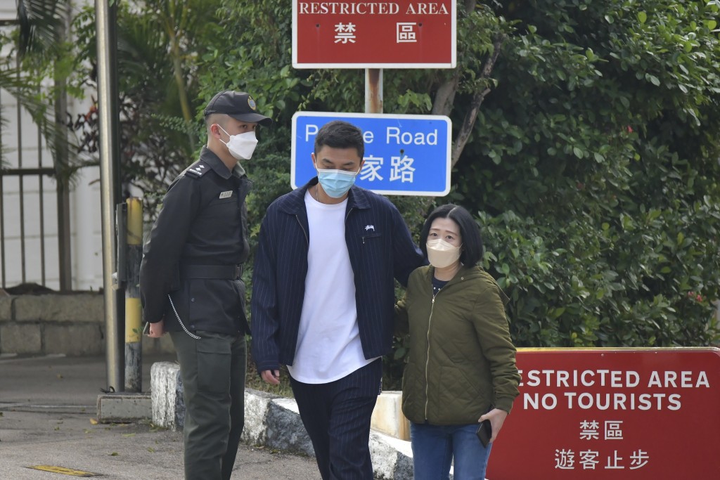 艺人杨明因不小心驾驶罪成被判入狱18天，今（7日）日刑满出狱。