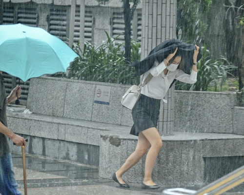 雷暴警告生效。資料圖片