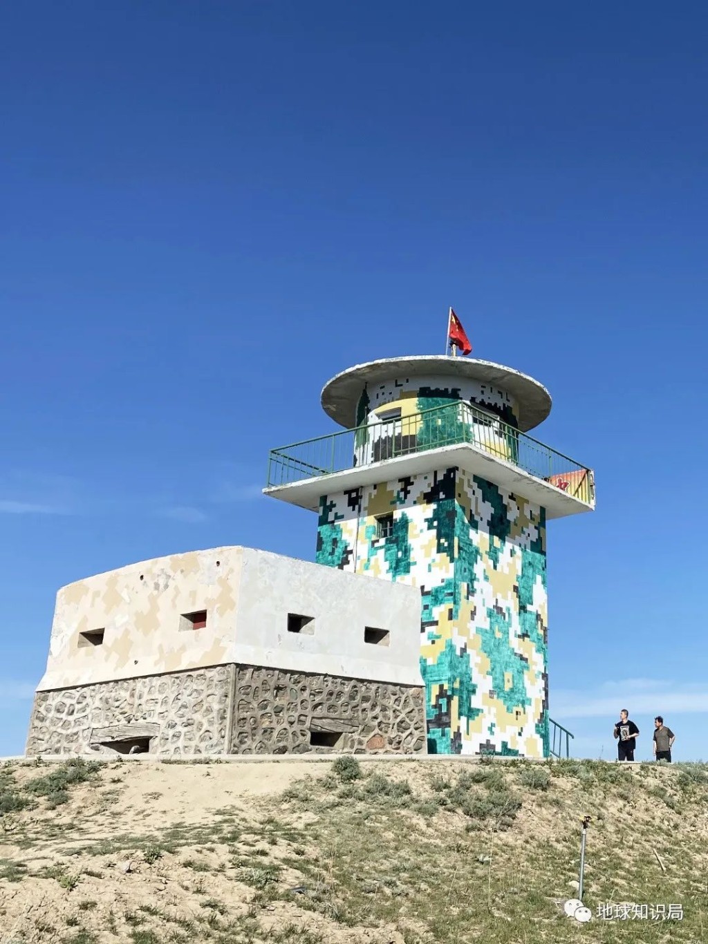 新疆邊境著名的小白楊哨所現在是旅遊景點。