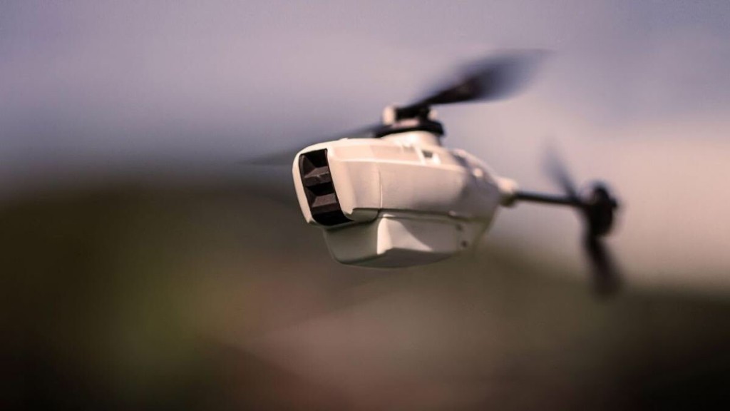 「黑色大黄蜂」微型无人机，可供战场侦察用。社交平台X