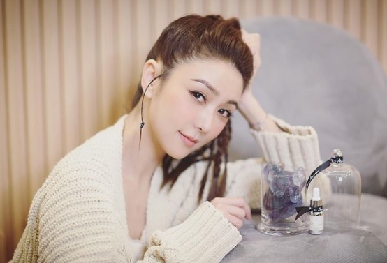 昨日是Fiona的40歲生日。