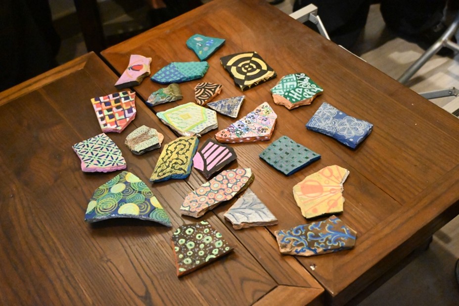 瓦片禪繞畫體驗工作坊需網上預約。(圖片來源:《親子王》) 瓦片禪繞畫體驗工作坊需網上預約。(圖片來源:《親子王》)