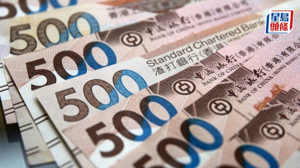 港匯再觸強方兌換保證,金管局入市注入127.88億港元。
