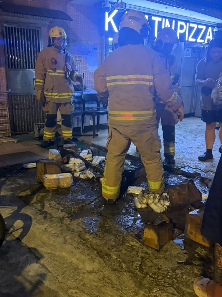 消防到場將火救熄。網上圖片 消防到場將火救熄。網上圖片